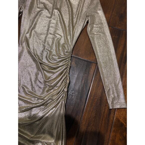 NWOT Alice + Olivia Hilary Ruched Mocked Neck Mini Dress Metallic Pale Gold Sz.0 - Picture 7 of 15